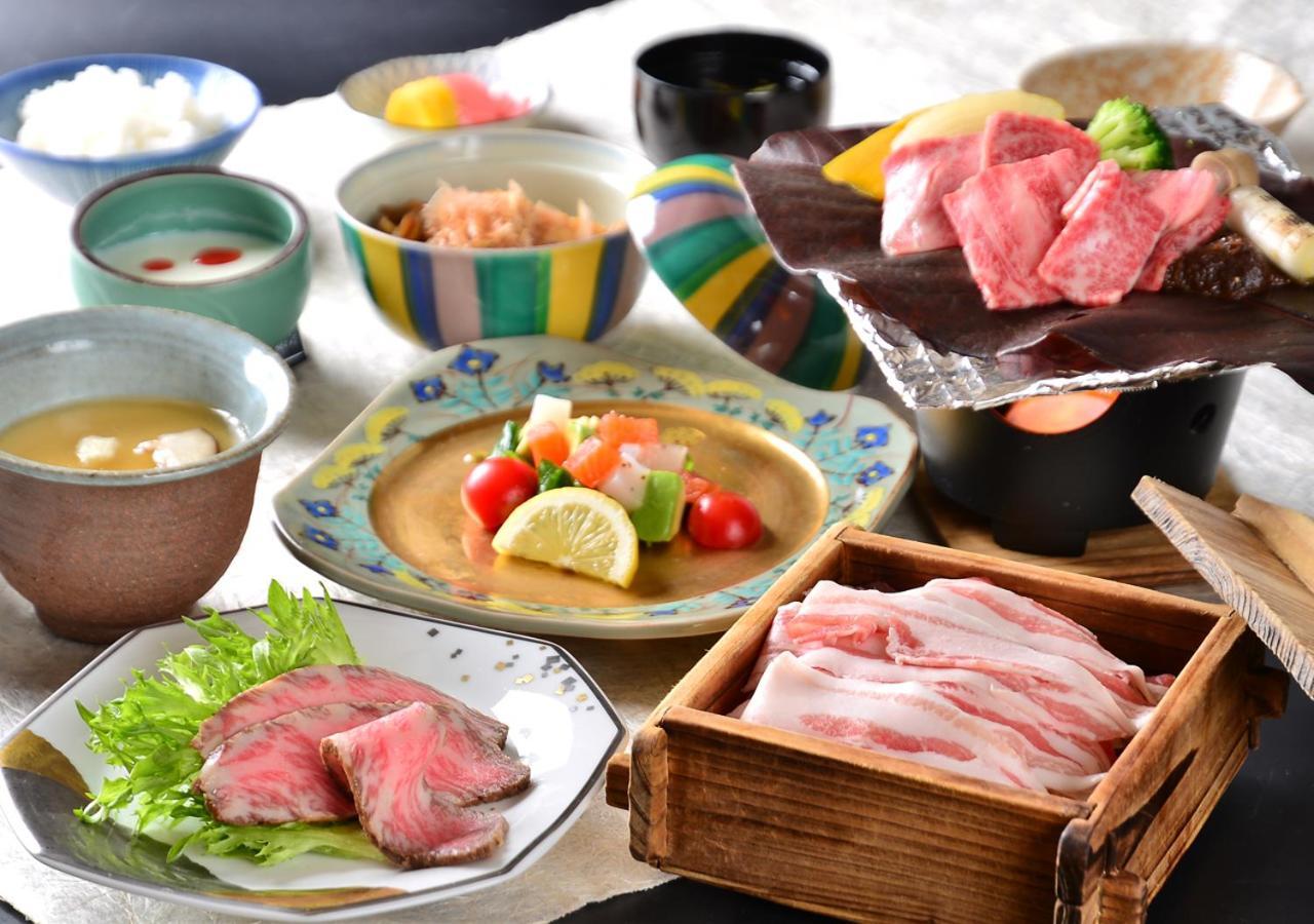 筋肉と自然と遊ぶ宿 田島館 Hotel Takayama  Exterior photo