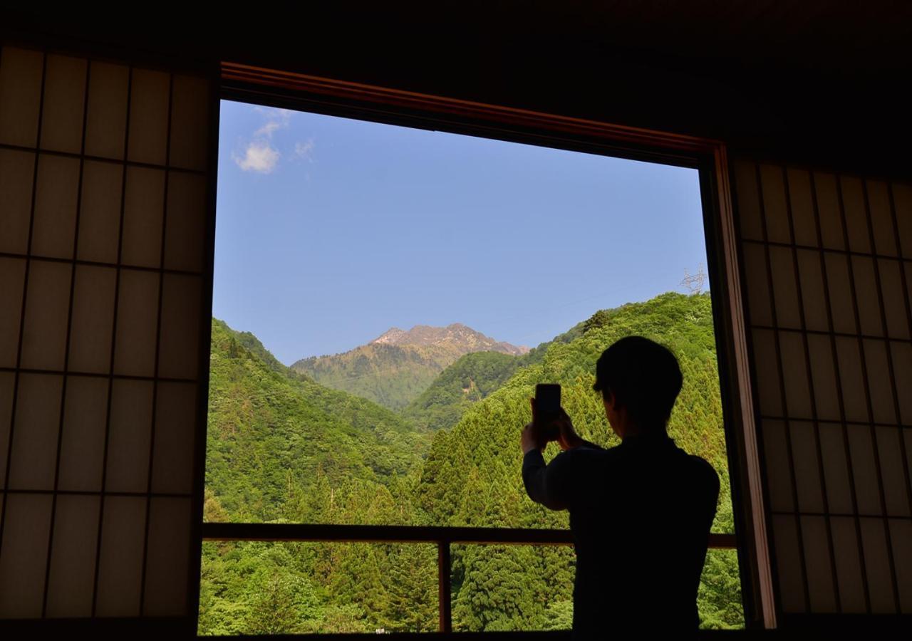 筋肉と自然と遊ぶ宿 田島館 Hotel Takayama  Exterior photo