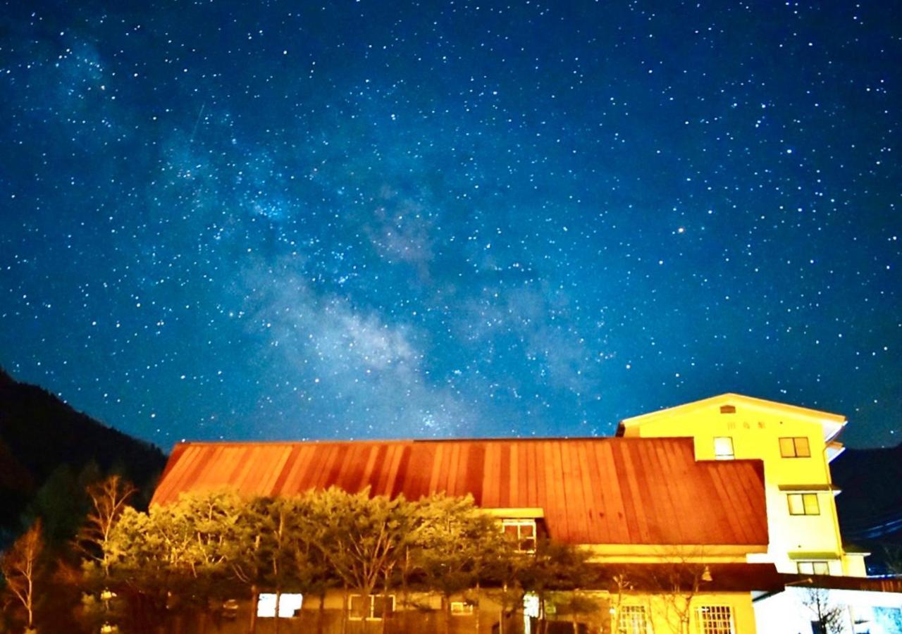 筋肉と自然と遊ぶ宿 田島館 Hotel Takayama  Exterior photo