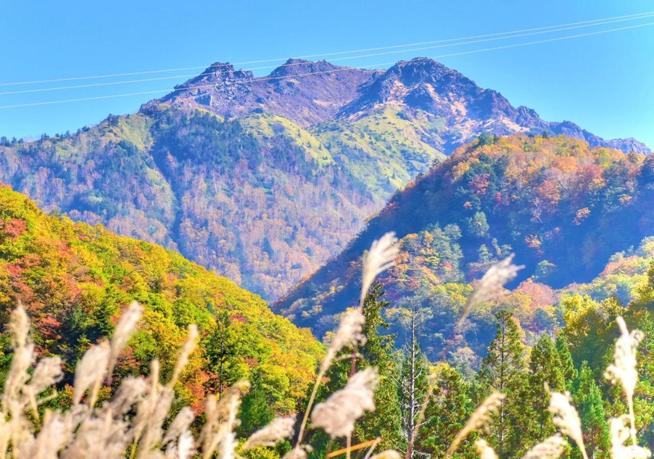 筋肉と自然と遊ぶ宿 田島館 Hotel Takayama  Exterior photo